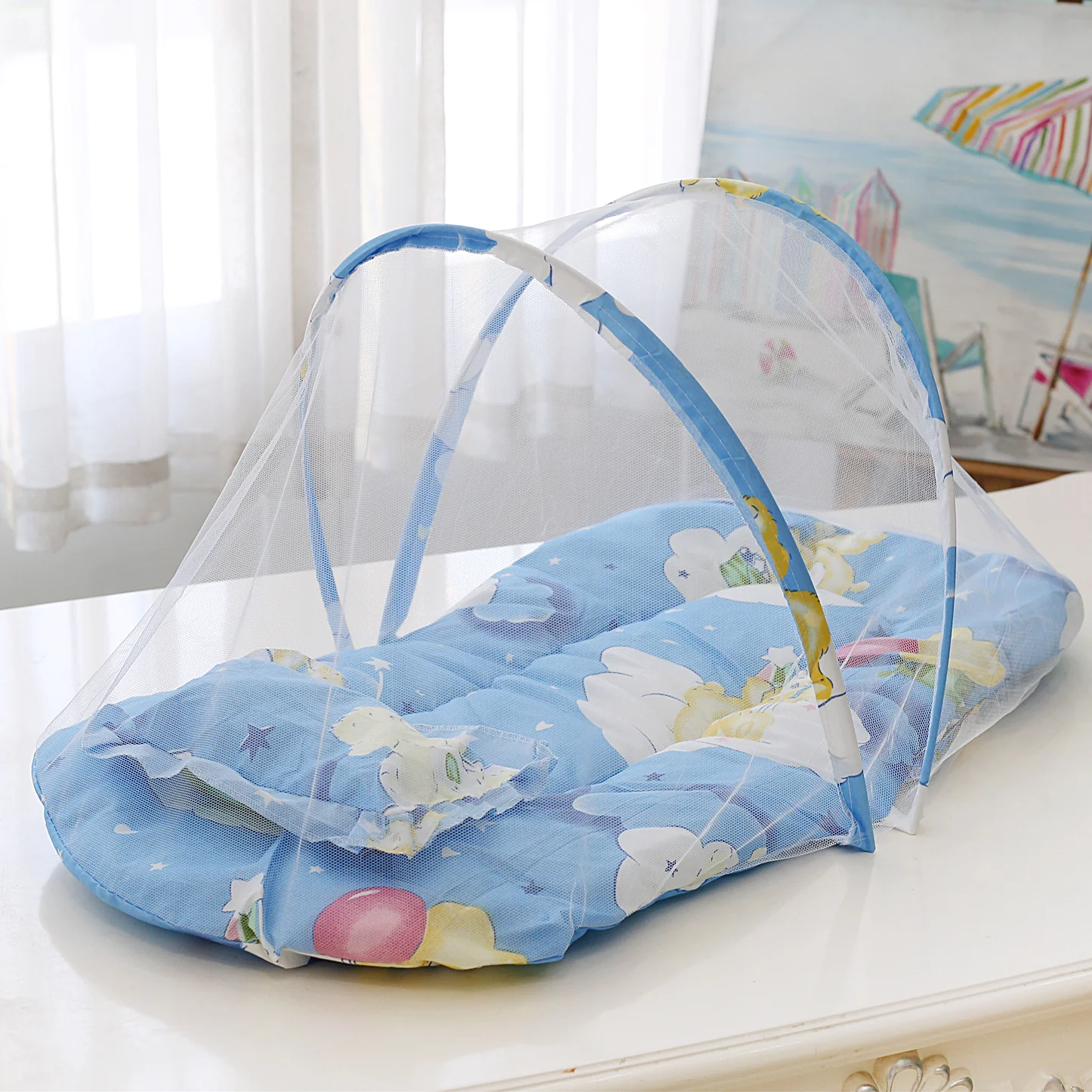 Baby Lounger with Insect Net - Image 4