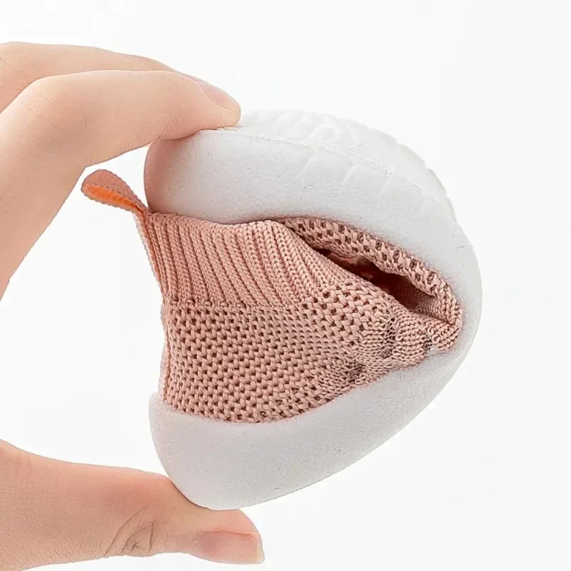 Knitted Barefoot Socks for Babies - Image 4