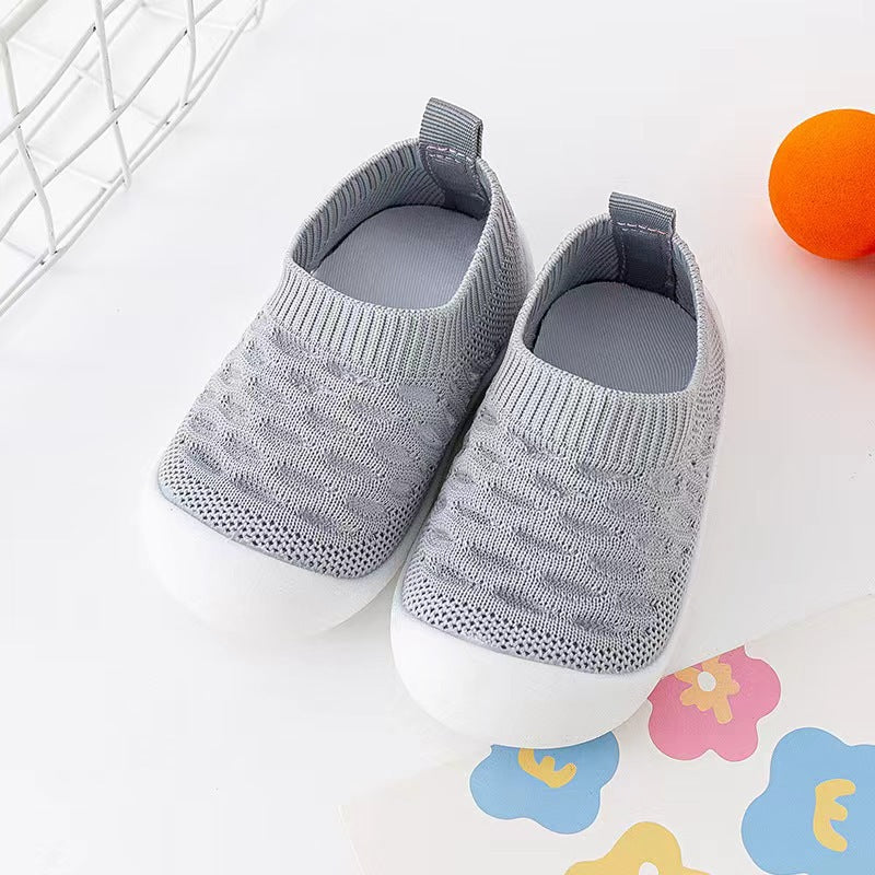 Knitted Barefoot Socks for Babies - Image 5