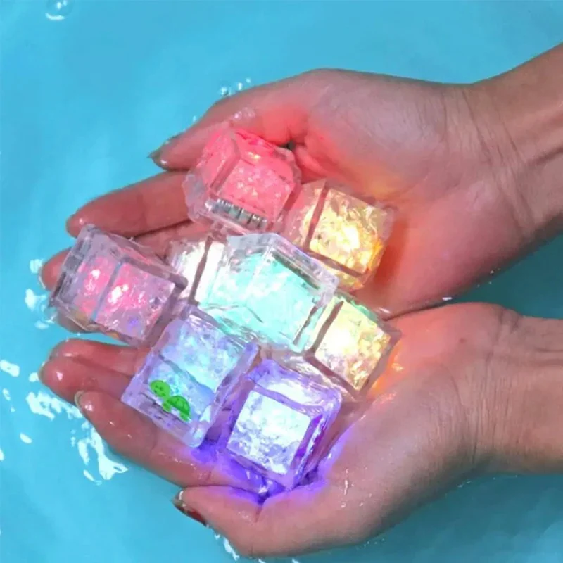 Lightning Cubes - Bathing Toy - Image 4