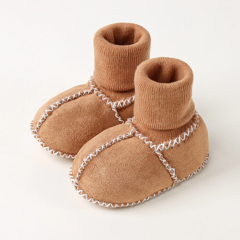 Lined baby winter sock shoes in suede look - Image 5