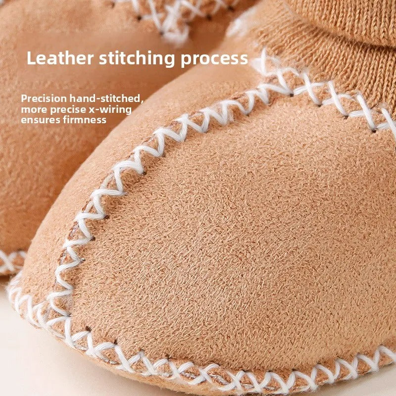 Lined baby winter sock shoes in suede look - Image 7