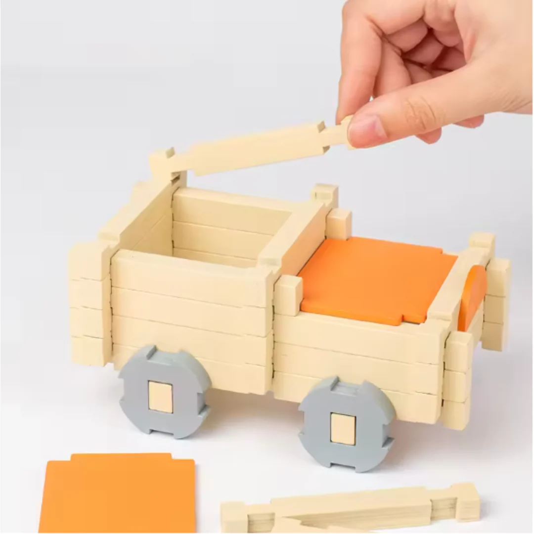 Montessori wooden building block set – natural stacking and construction toy - Image 3